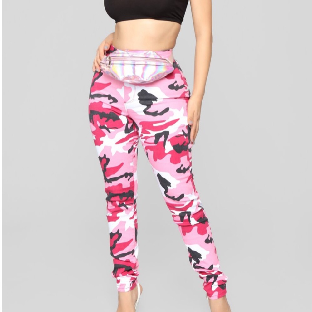 Fashion Nova Pink Camo Pants BRAND NEW